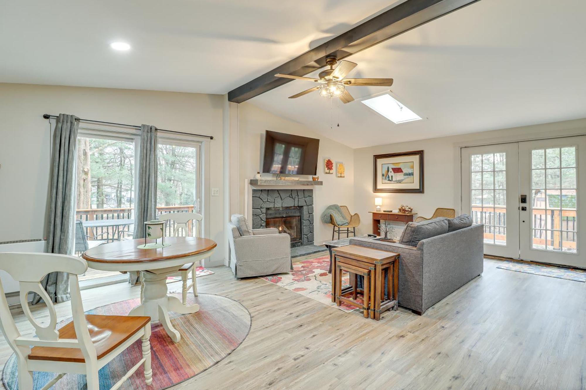 Quaint Jim Thorpe Cabin Retreat, Walk To Beach! 외부 사진