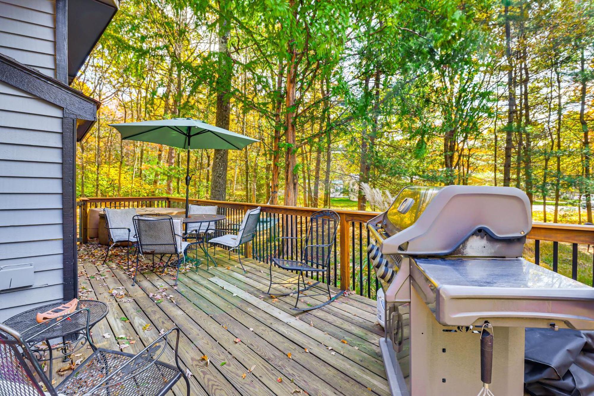 Quaint Jim Thorpe Cabin Retreat, Walk To Beach! 외부 사진